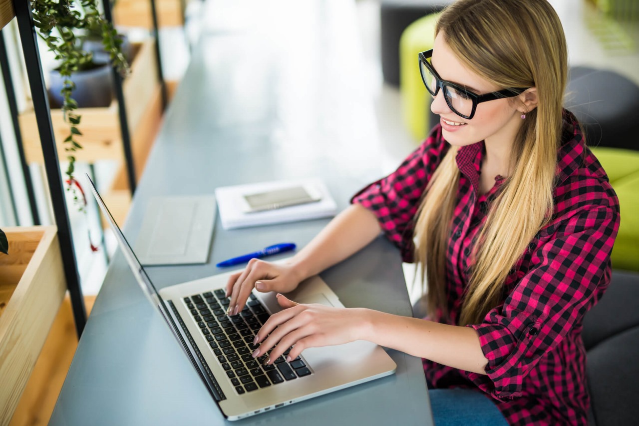 Extract Name, Email & Company Info with Our LinkedIn Data Extractor